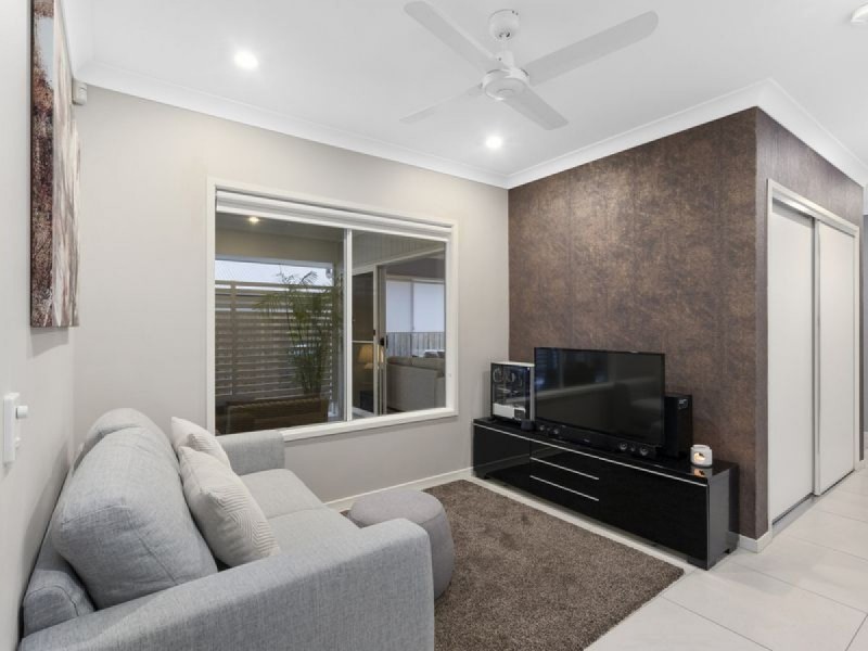 13 Prairie Avenue, Maudsland QLD 4210