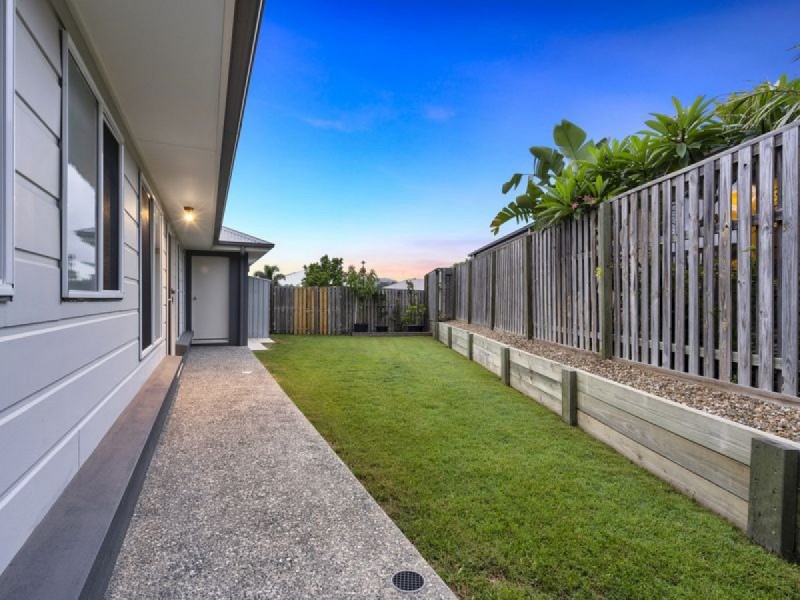 13 Prairie Avenue, Maudsland QLD 4210