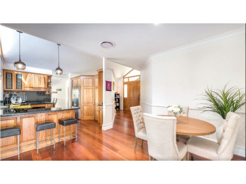 88 Tamworth Drive, Helensvale QLD 4212