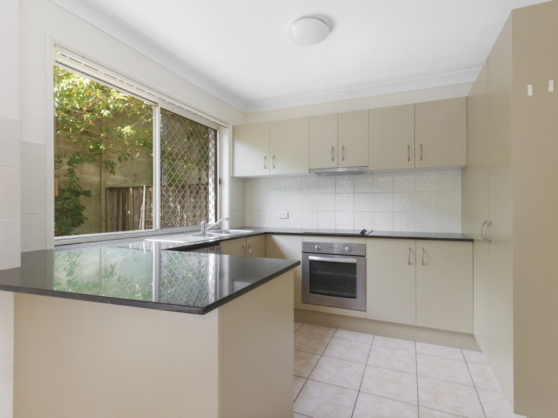 8/1 Carnarvon Court, Oxenford QLD 4210