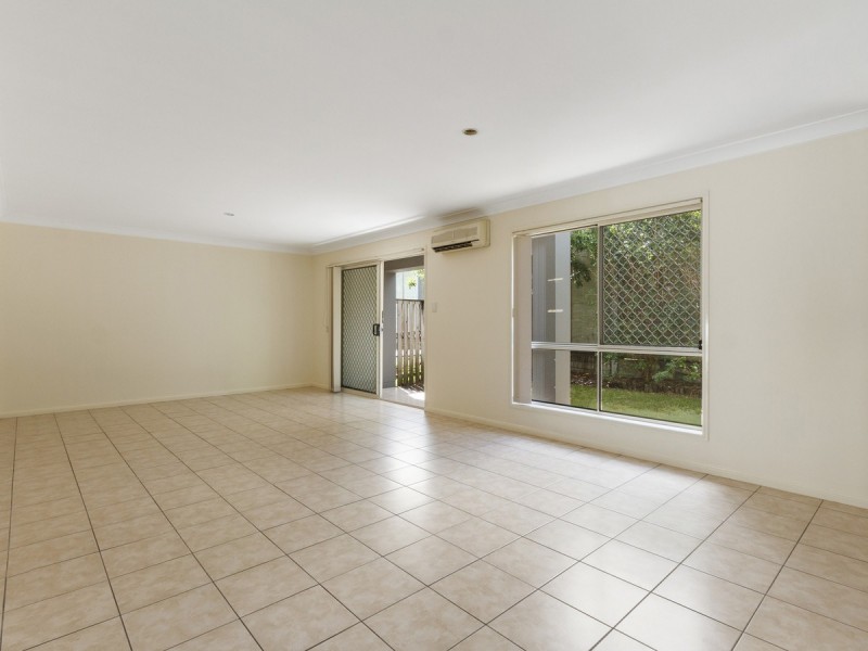 8/1 Carnarvon Court, Oxenford QLD 4210