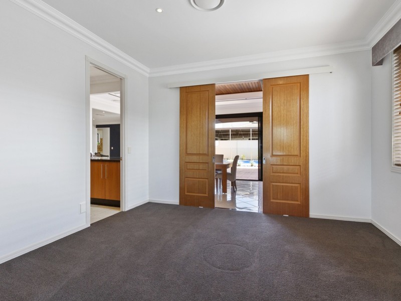 8 Lagos Court, Coombabah QLD 4216