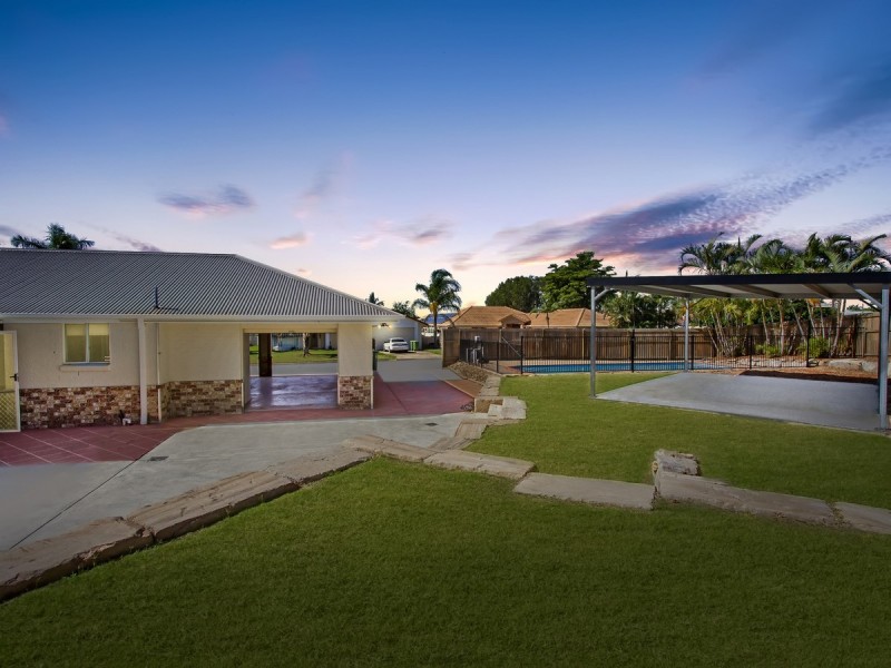 2 Creekview Street, Helensvale QLD 4212