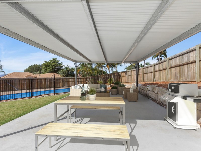 2 Creekview Street, Helensvale QLD 4212