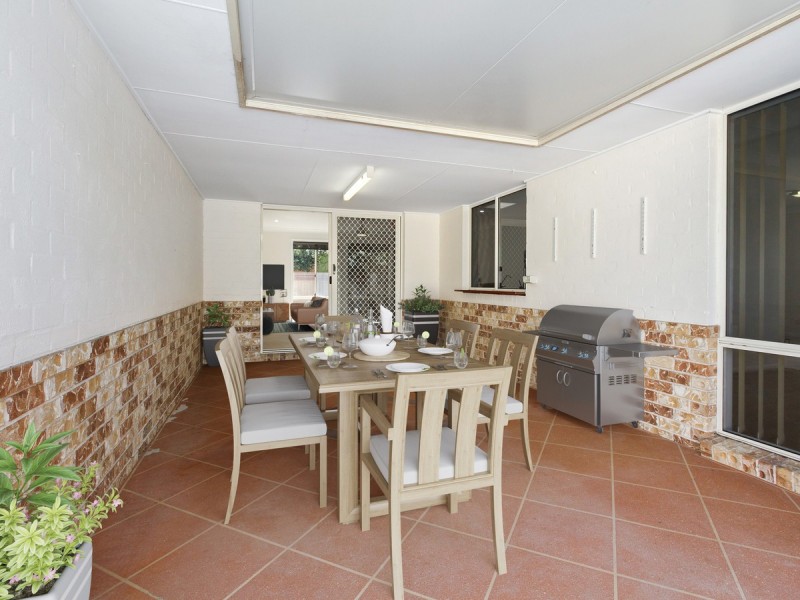 2 Creekview Street, Helensvale QLD 4212