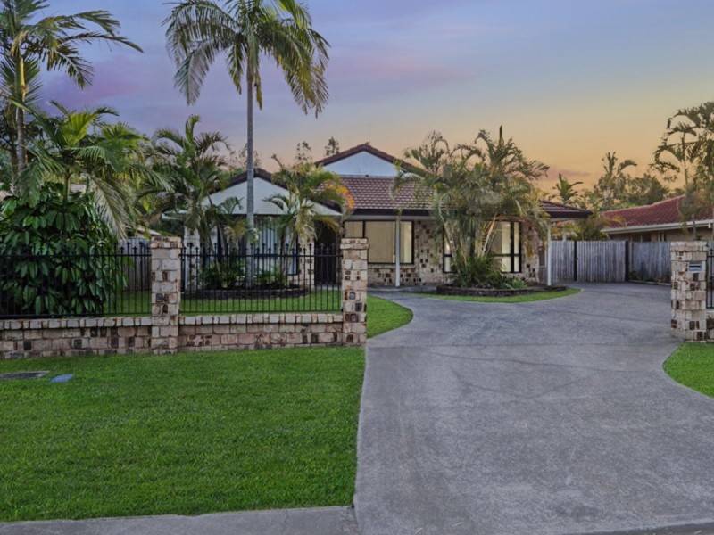 18 Westpark Court, Helensvale QLD 4212