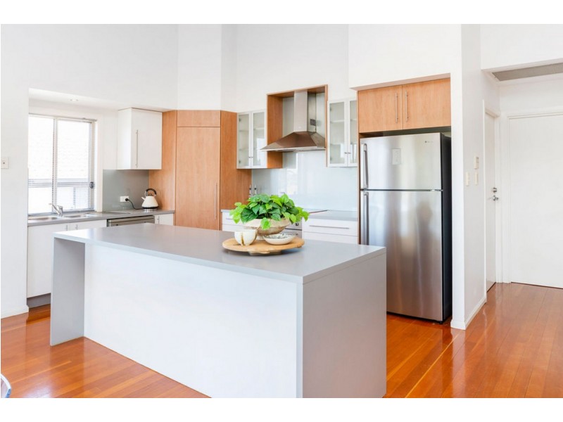 28 Monterey Keys Drive, Helensvale QLD 4212