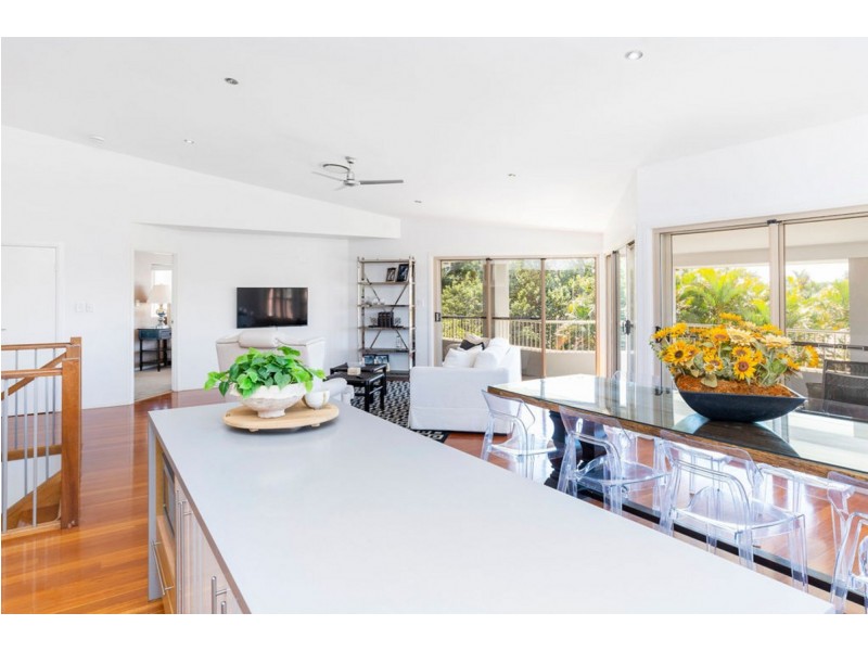 28 Monterey Keys Drive, Helensvale QLD 4212