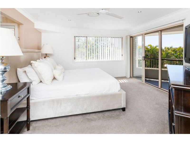 28 Monterey Keys Drive, Helensvale QLD 4212