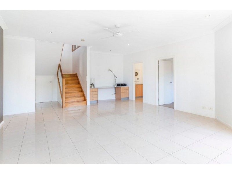 28 Monterey Keys Drive, Helensvale QLD 4212