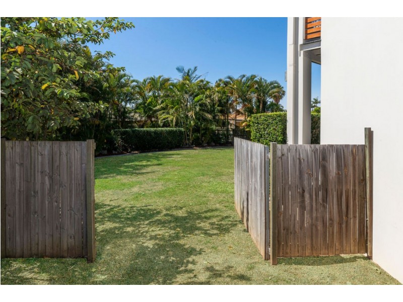 28 Monterey Keys Drive, Helensvale QLD 4212