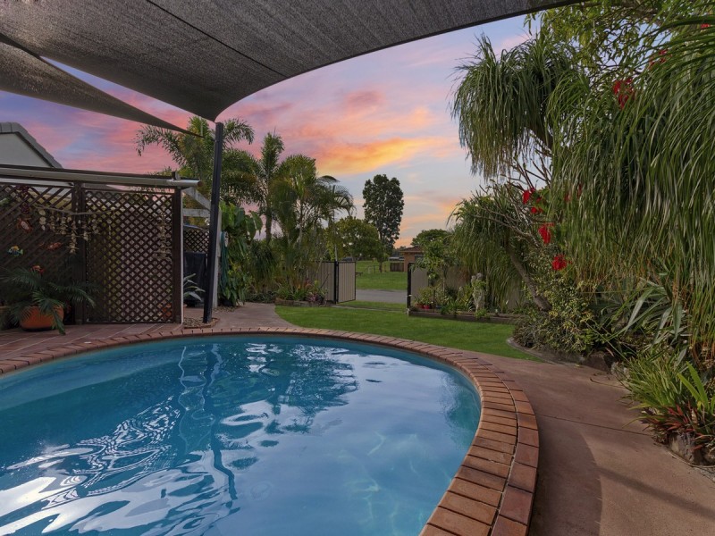 17 Minden Crescent, Helensvale QLD 4212