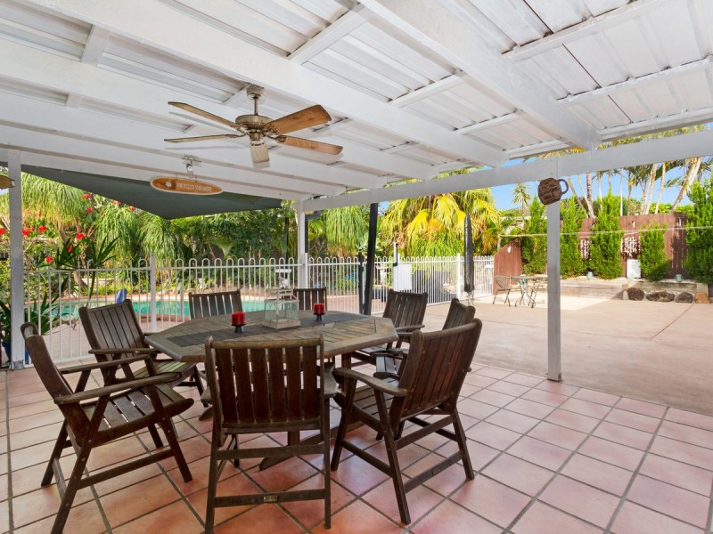 17 Minden Crescent, Helensvale QLD 4212