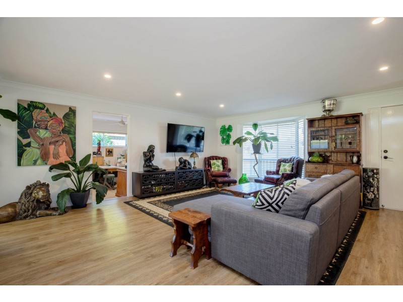 307 Central Street, Arundel QLD 4214