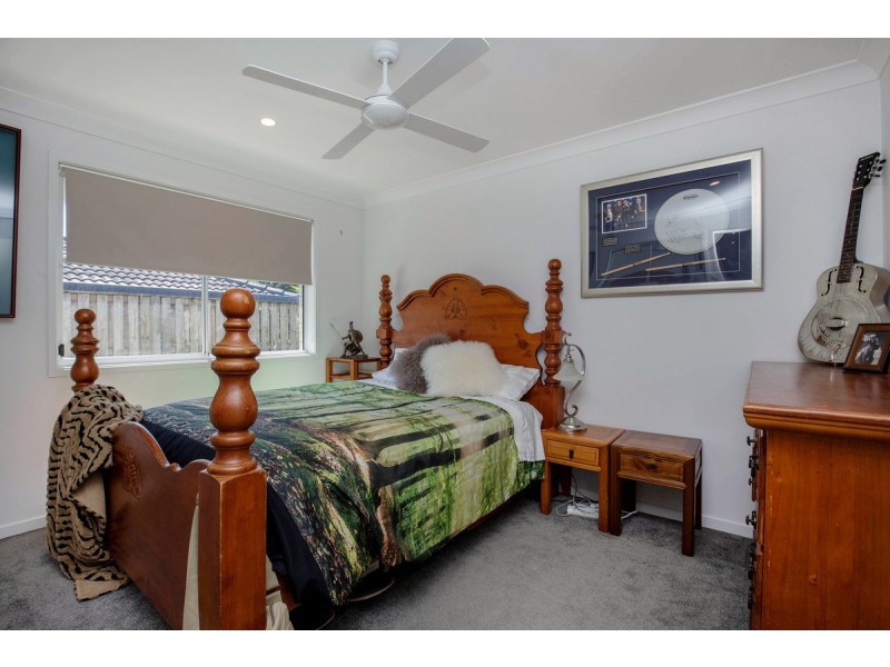 307 Central Street, Arundel QLD 4214