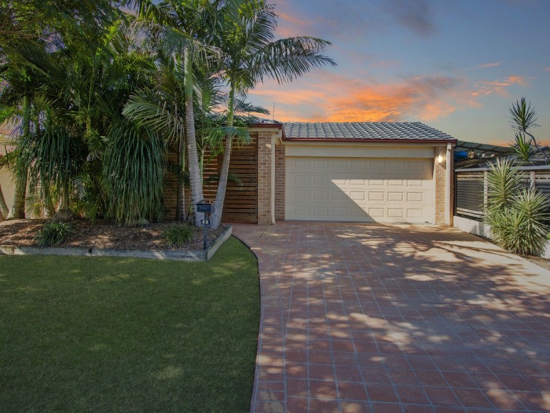 42 Meadow Way, Upper Coomera QLD 4209