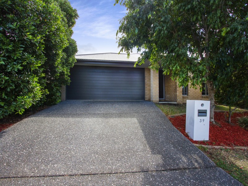 39 Christopher Street, Pimpama QLD 4209