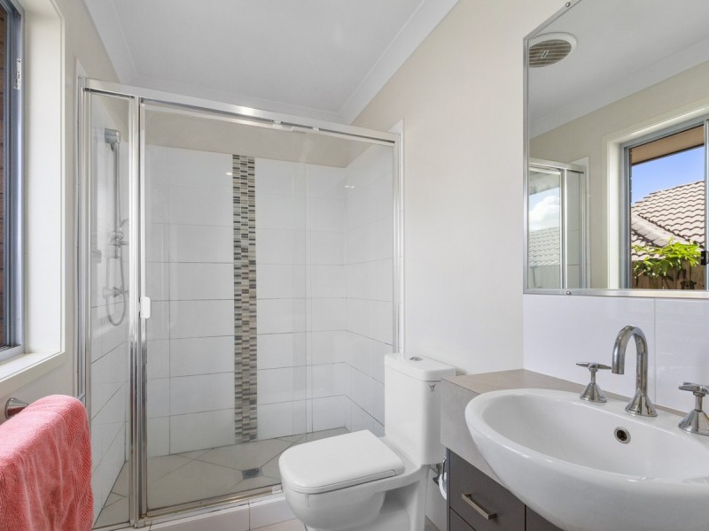 39 Christopher Street, Pimpama QLD 4209