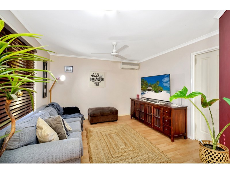 28 Pinevale Drive, Oxenford QLD 4210