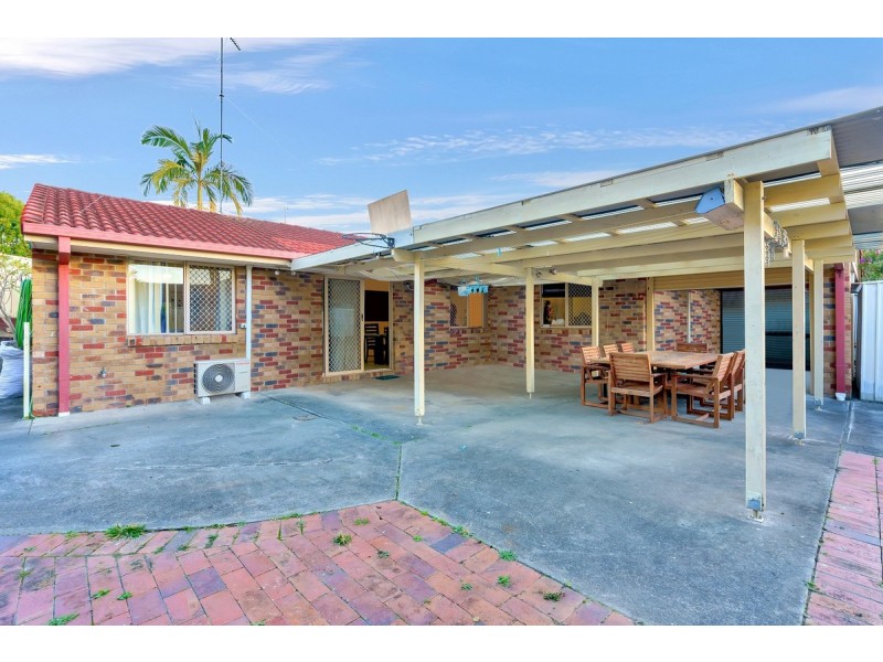 28 Pinevale Drive, Oxenford QLD 4210