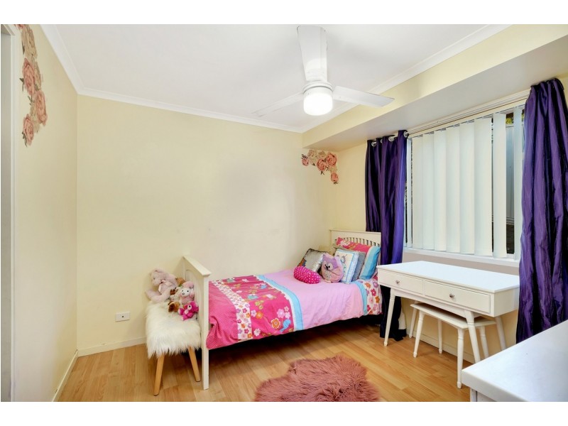 28 Pinevale Drive, Oxenford QLD 4210