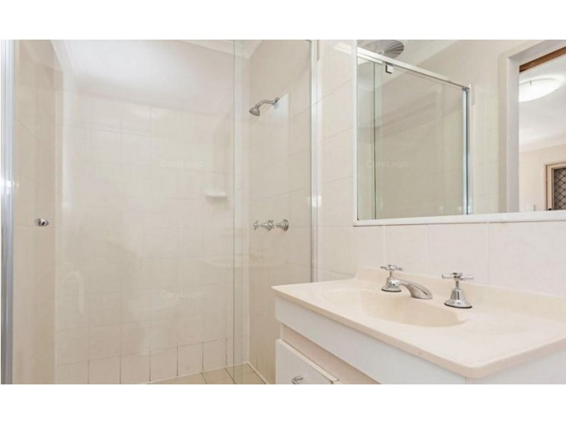 21 River Oak Drive, Helensvale QLD 4212