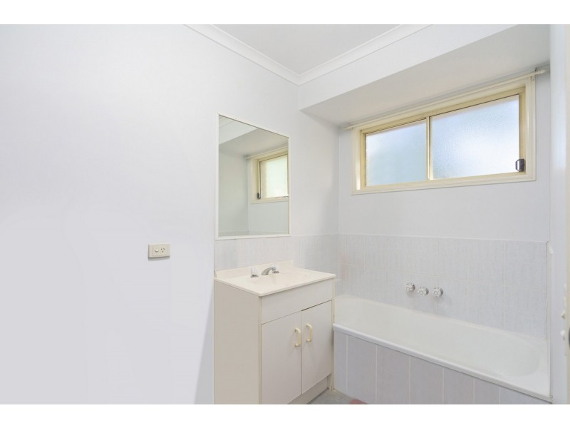 1/6 Academy Street, Oxenford QLD 4210