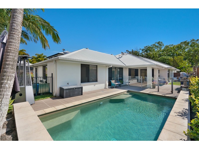 3 Ausmaid Lane, Coomera Waters QLD 4209