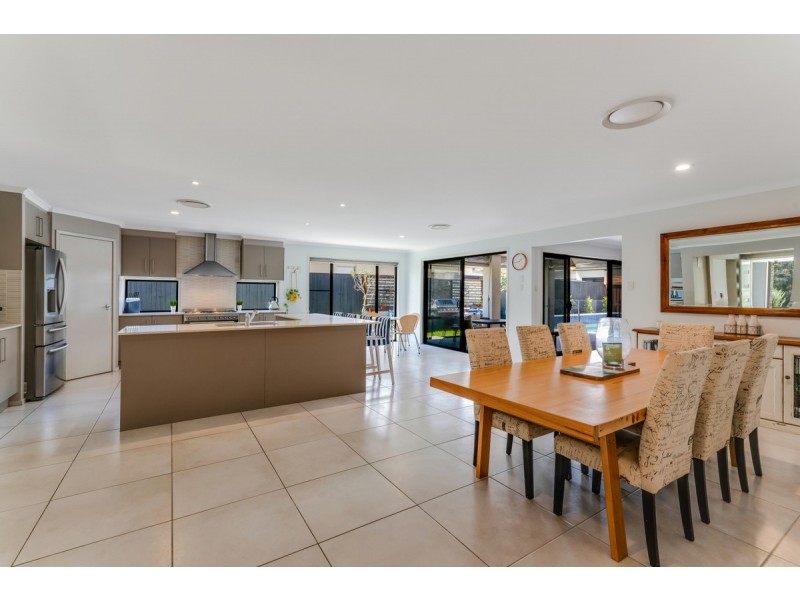 3 Ausmaid Lane, Coomera Waters QLD 4209