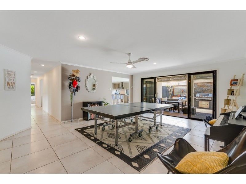 3 Ausmaid Lane, Coomera Waters QLD 4209