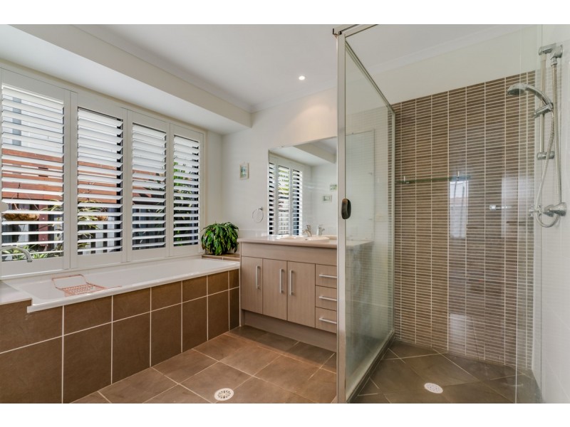 3 Ausmaid Lane, Coomera Waters QLD 4209