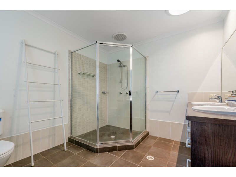 3 Ausmaid Lane, Coomera Waters QLD 4209