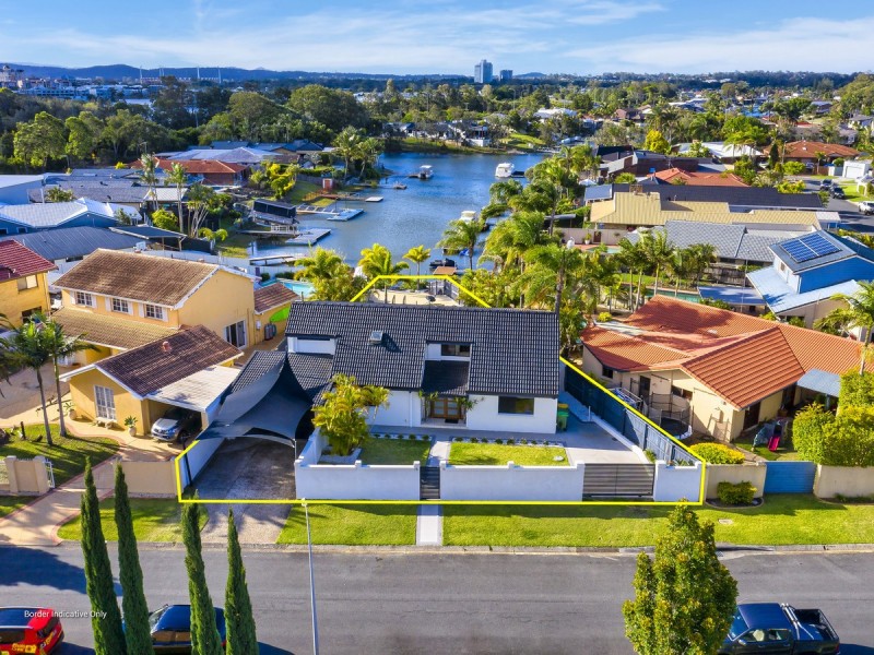 6 Gregory Drive, Carrara QLD 4211