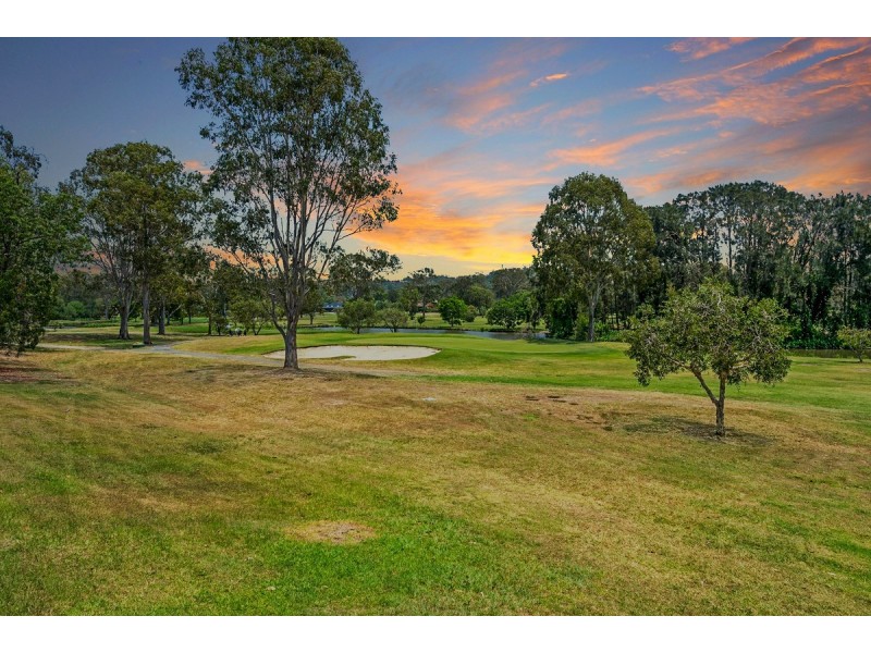 31 Edgeworth Place, Helensvale QLD 4212