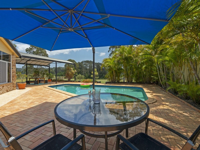 31 Edgeworth Place, Helensvale QLD 4212