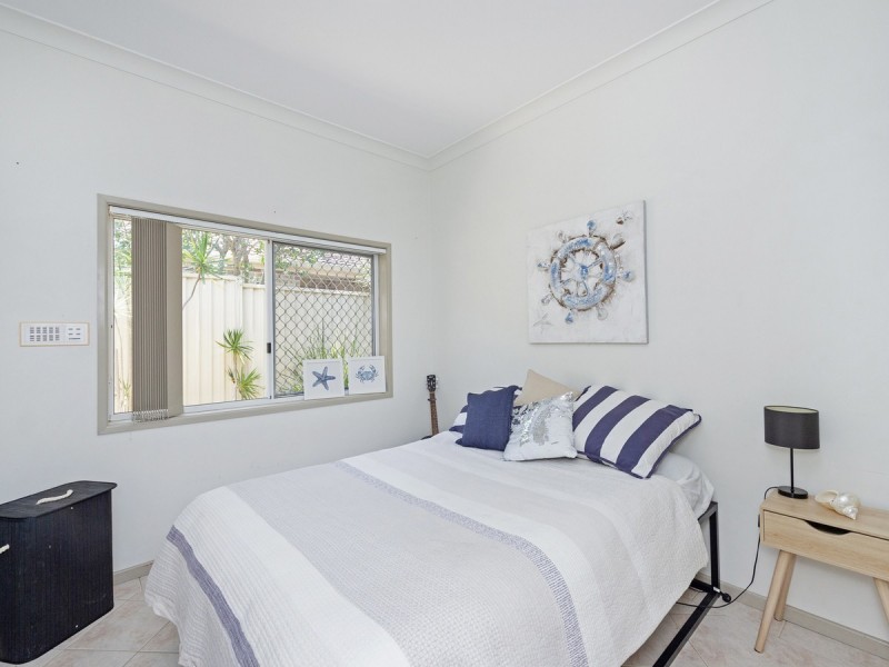 31 Edgeworth Place, Helensvale QLD 4212