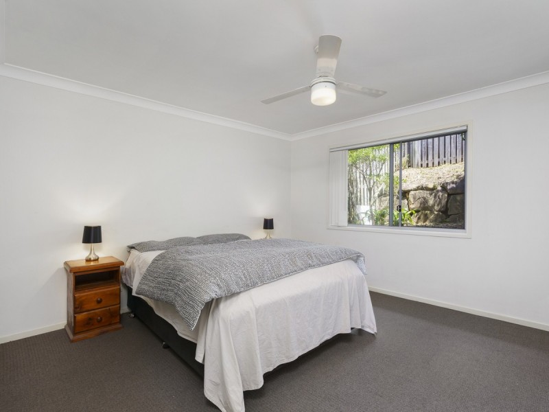 1/1 Jardine Street, Pacific Pines QLD 4211