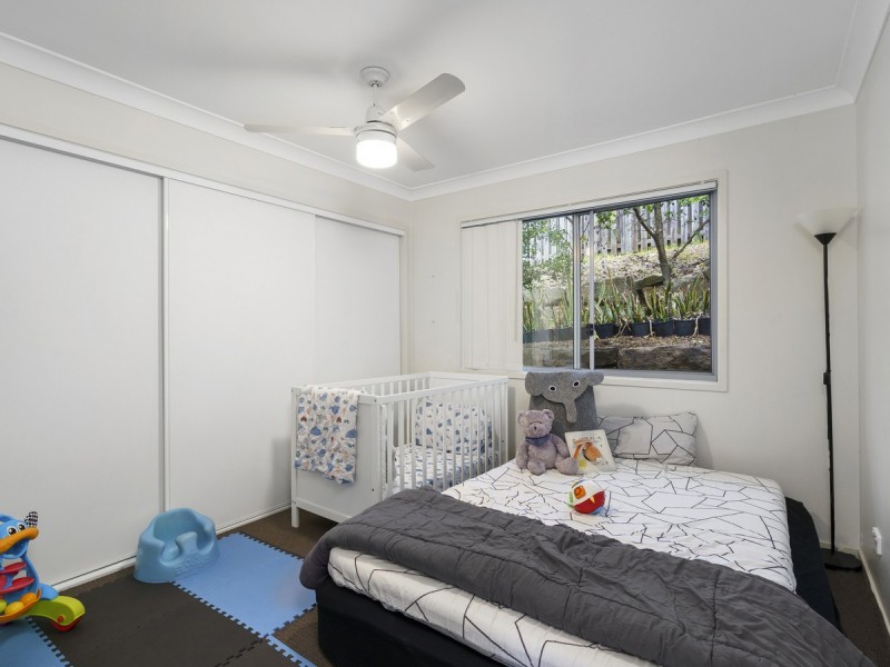 1/1 Jardine Street, Pacific Pines QLD 4211