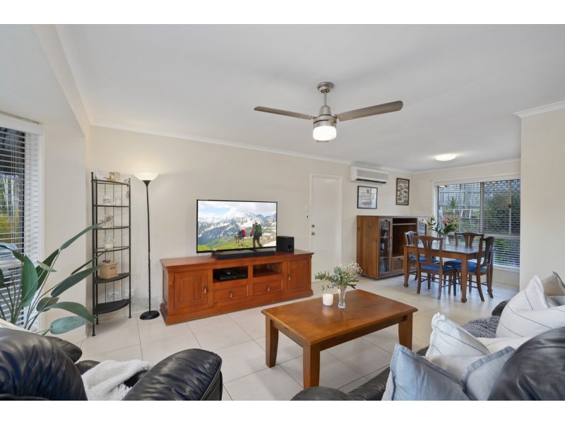 8 Arizona Street, Oxenford QLD 4210