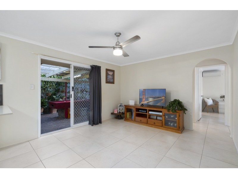 8 Arizona Street, Oxenford QLD 4210