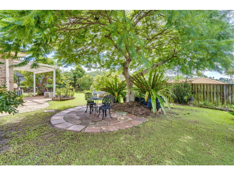 5 Motu Close, Pacific Pines QLD 4211