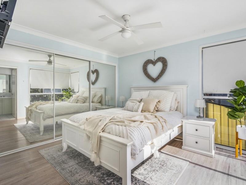 147 Universal Street, Oxenford QLD 4210