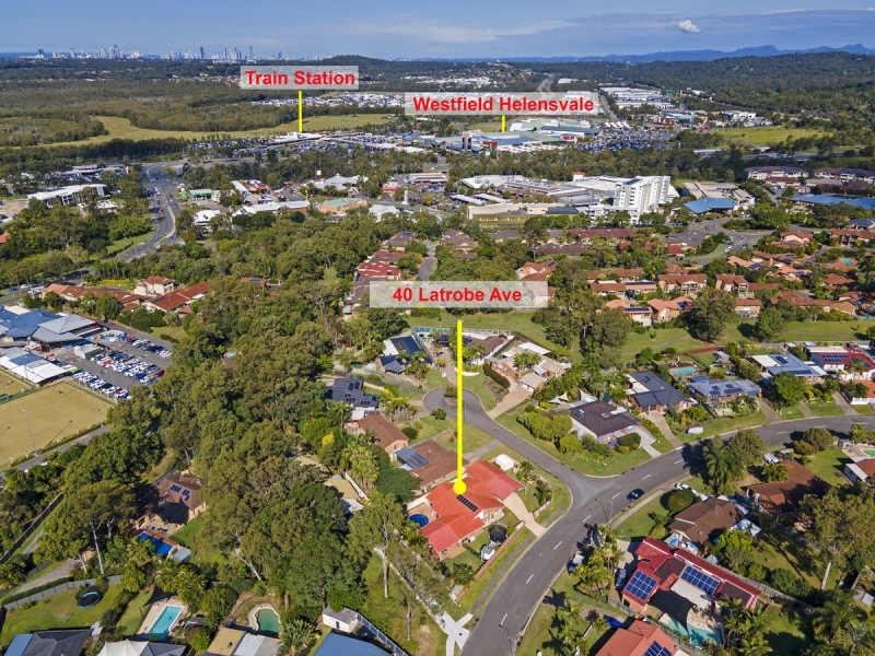 40 Latrobe Avenue, Helensvale QLD 4212