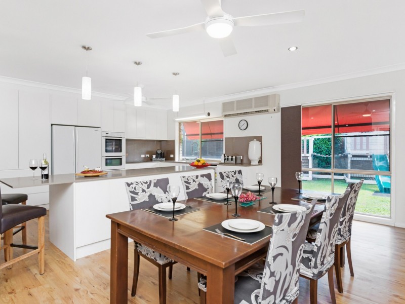 40 Latrobe Avenue, Helensvale QLD 4212