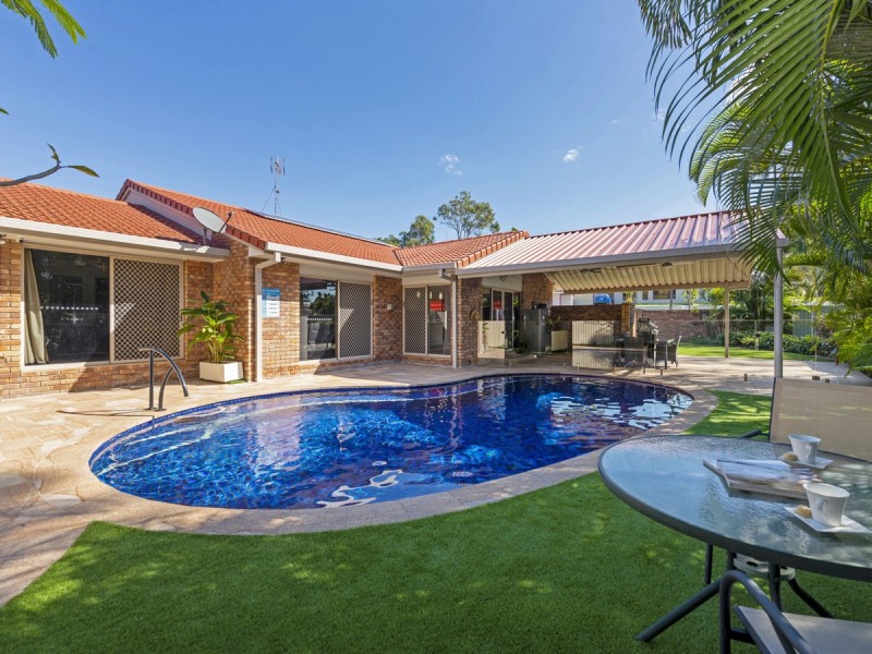 40 Latrobe Avenue, Helensvale QLD 4212