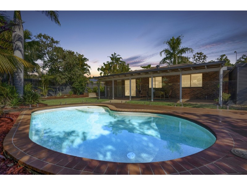 15 Studio Drive, Oxenford QLD 4210