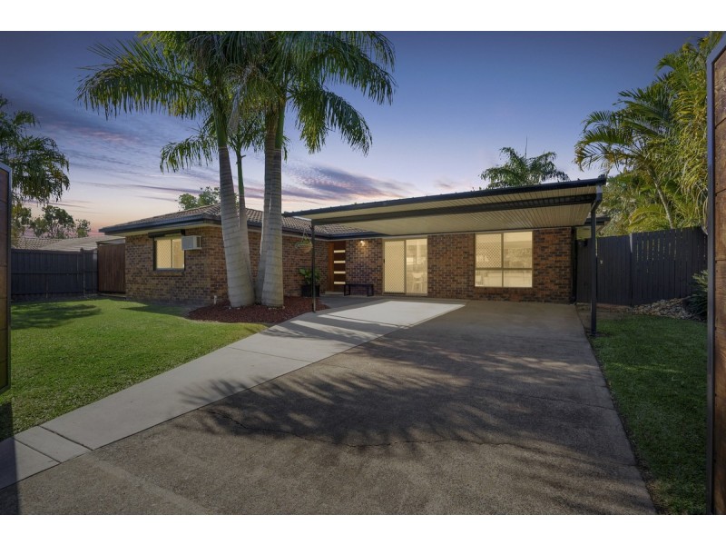 15 Studio Drive, Oxenford QLD 4210