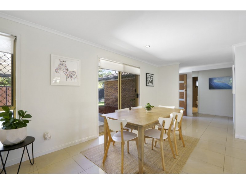 15 Studio Drive, Oxenford QLD 4210