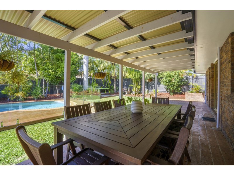 15 Studio Drive, Oxenford QLD 4210