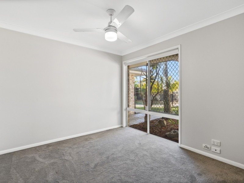 1 Dalby Court, Helensvale QLD 4212